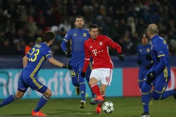 边路进攻战 边路进攻战