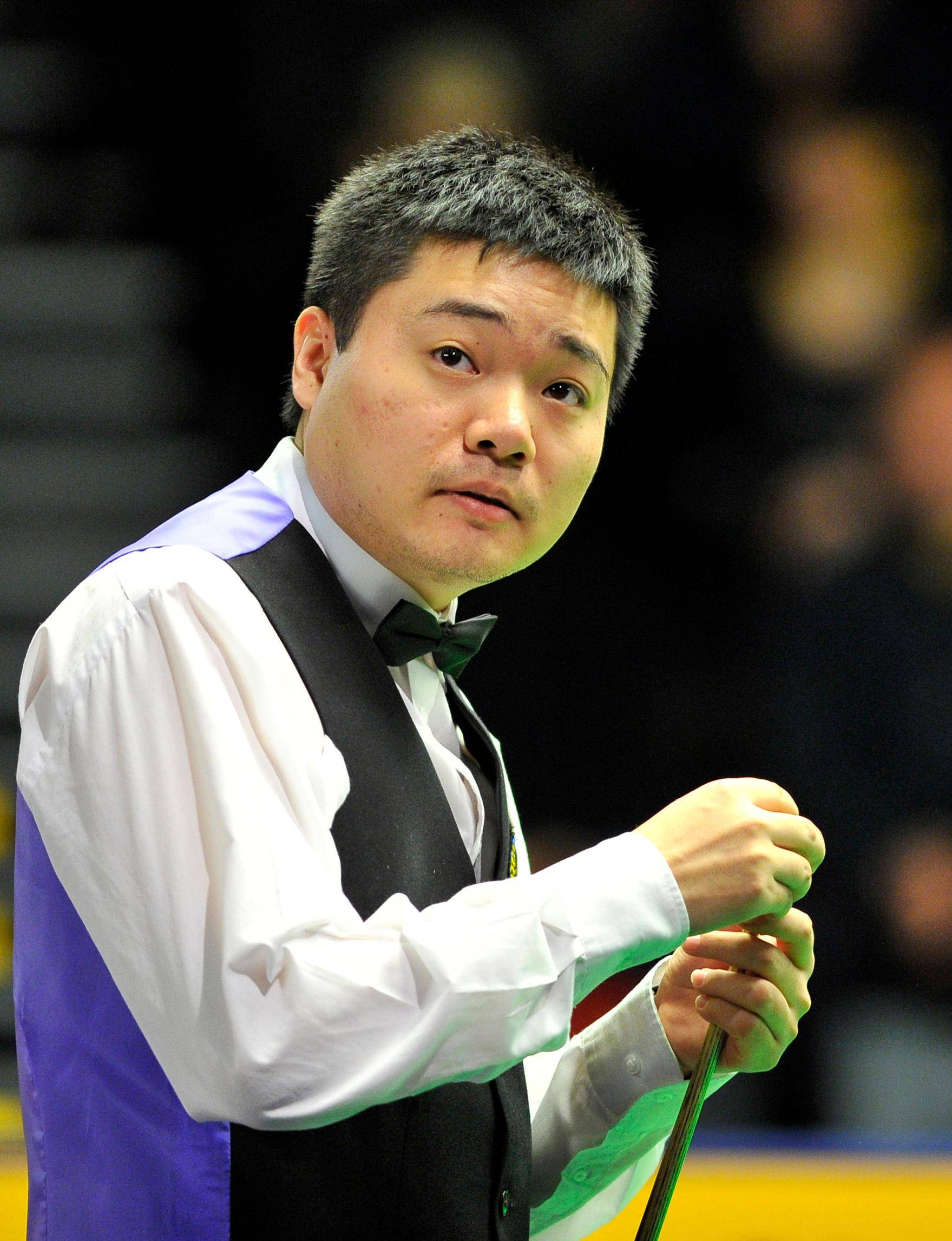 队友在采访 队友在采访